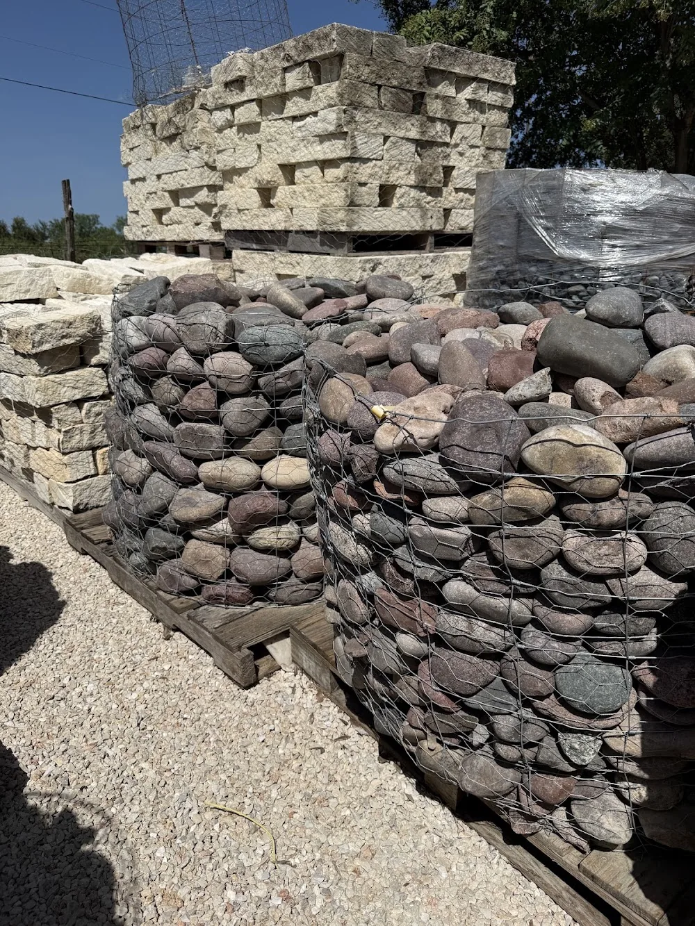 ARIZONA RIVER ROCK - BASKET